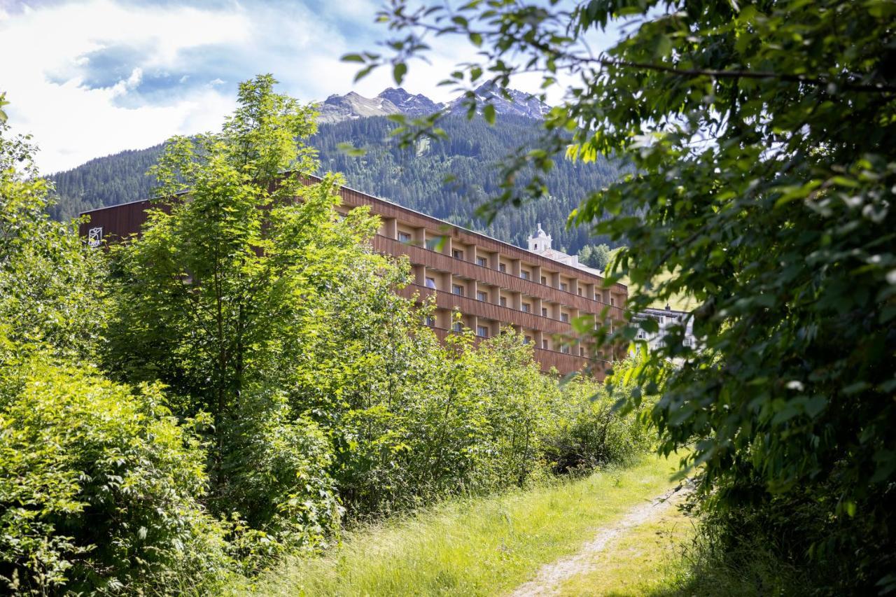 Jufa Hotel Savognin Zewnętrze zdjęcie