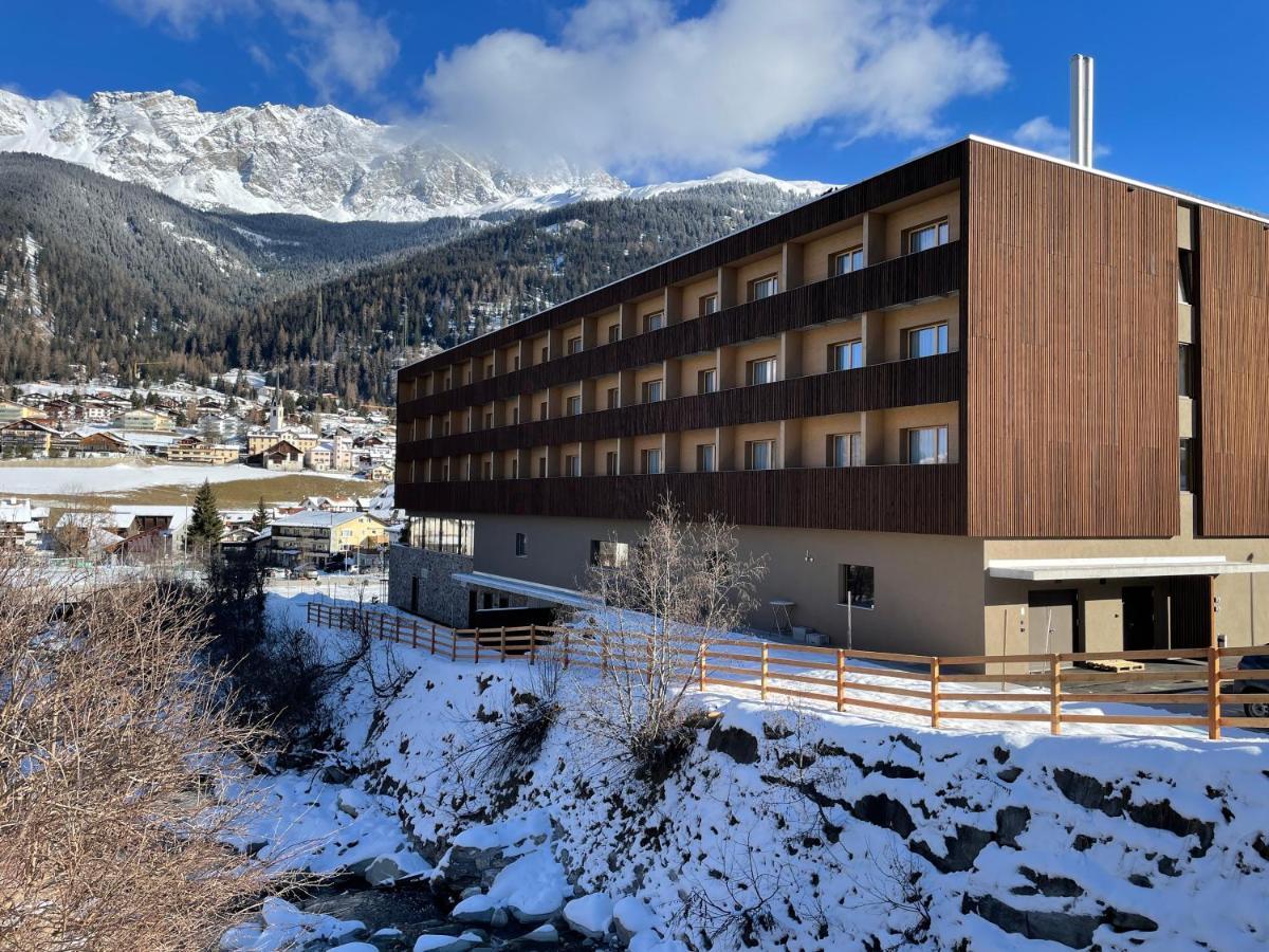 Jufa Hotel Savognin Zewnętrze zdjęcie